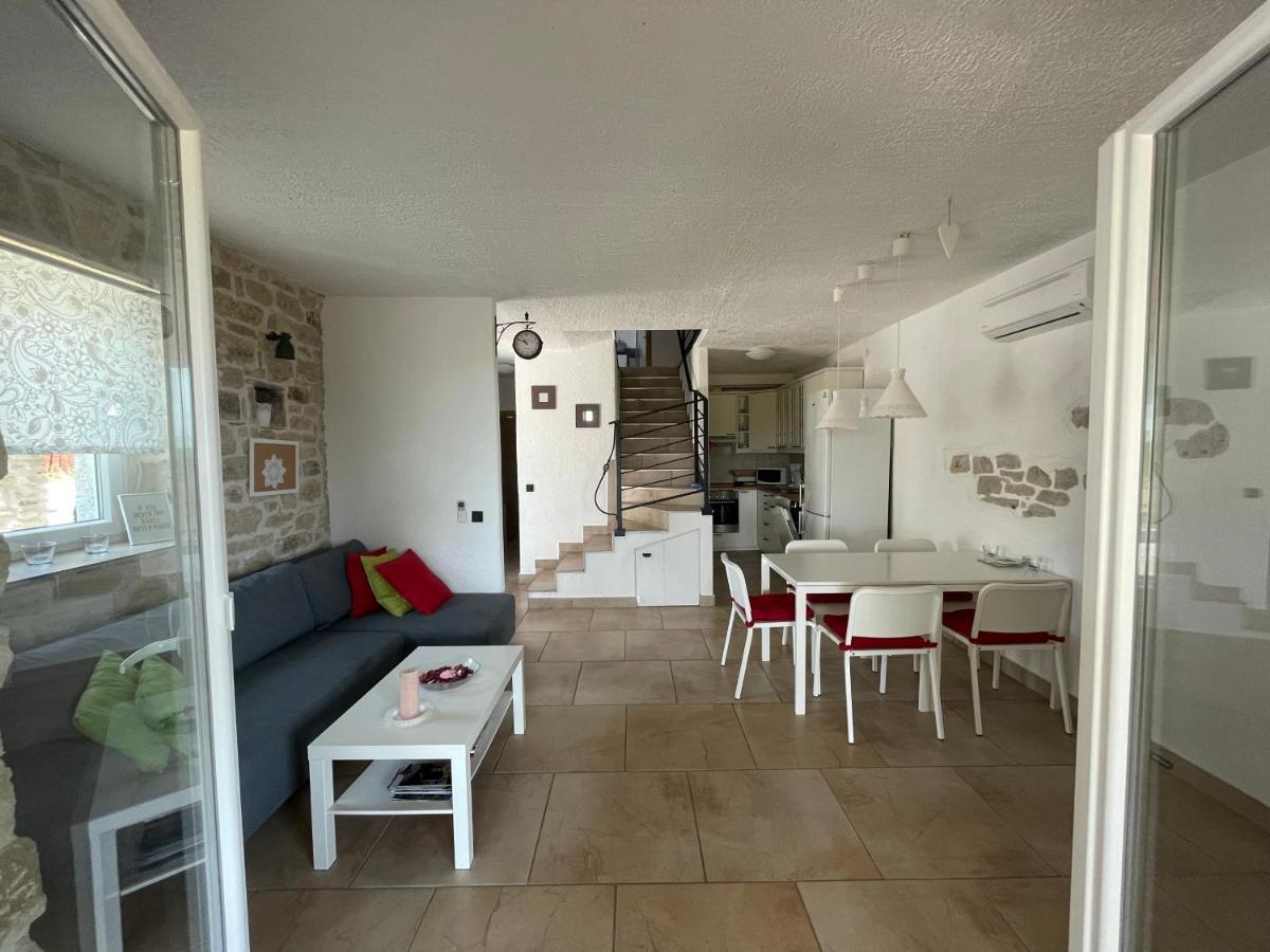 Holiday Home Toma Puljane Exterior foto
